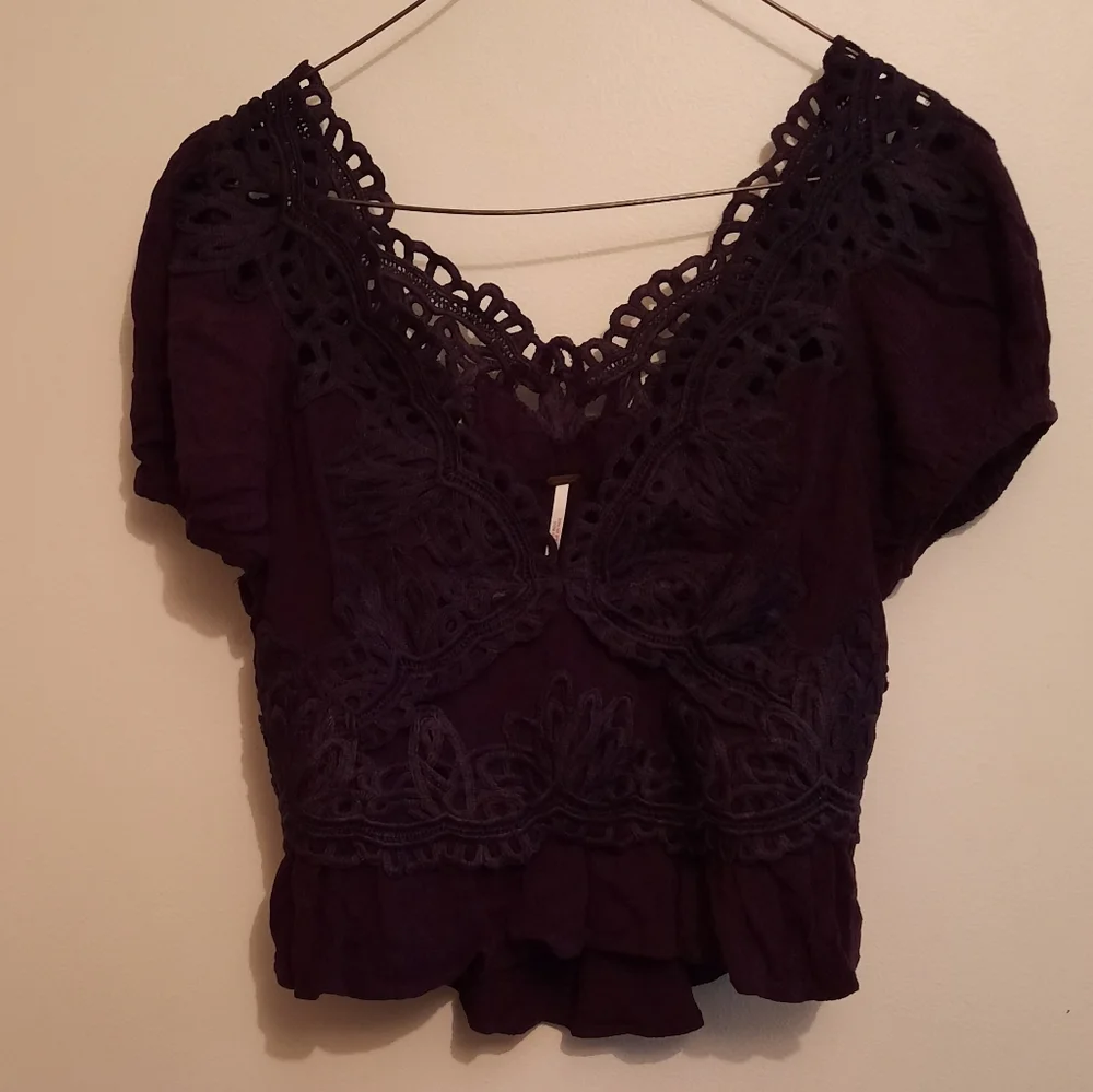 Free People Sweet Roses Pullover Blouse Navy XS - Picture 3 of 11